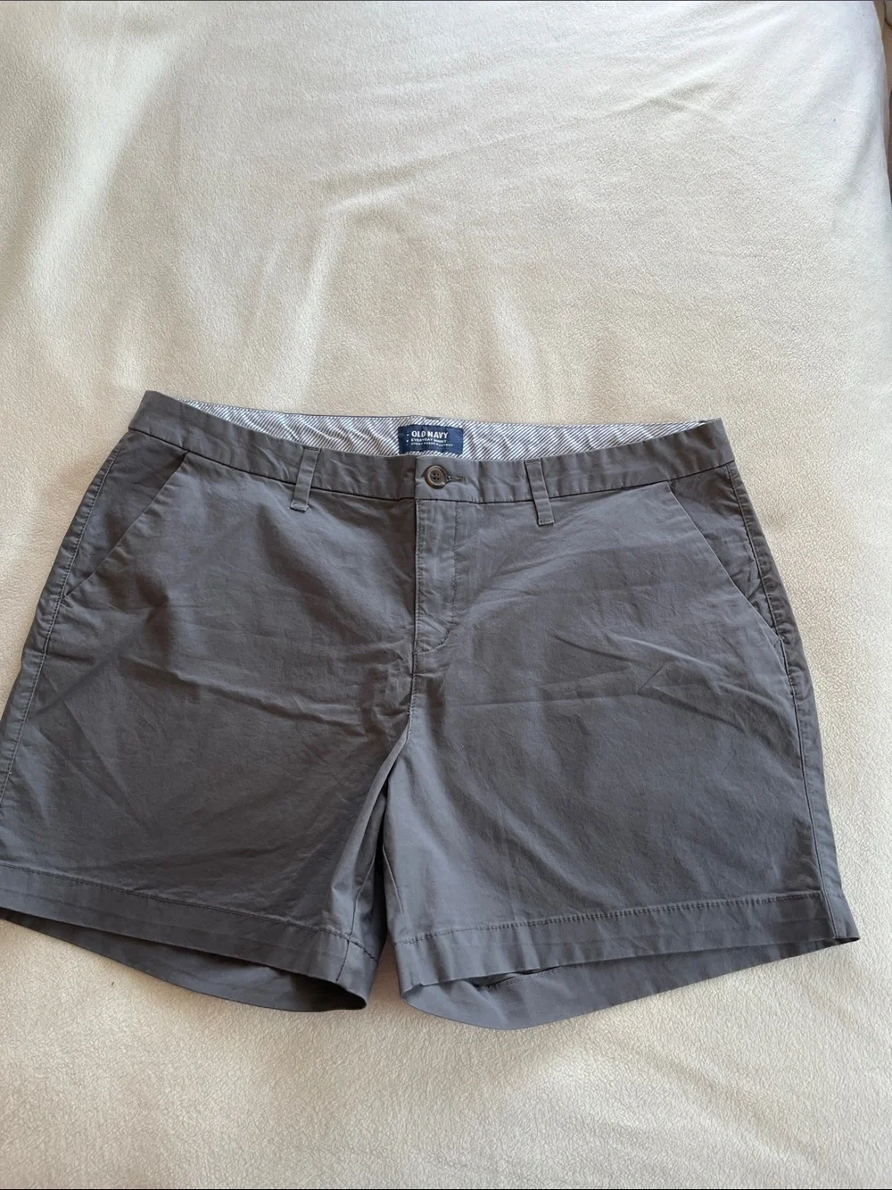 Old Navy Women's Gray Chino Bermuda Shorts